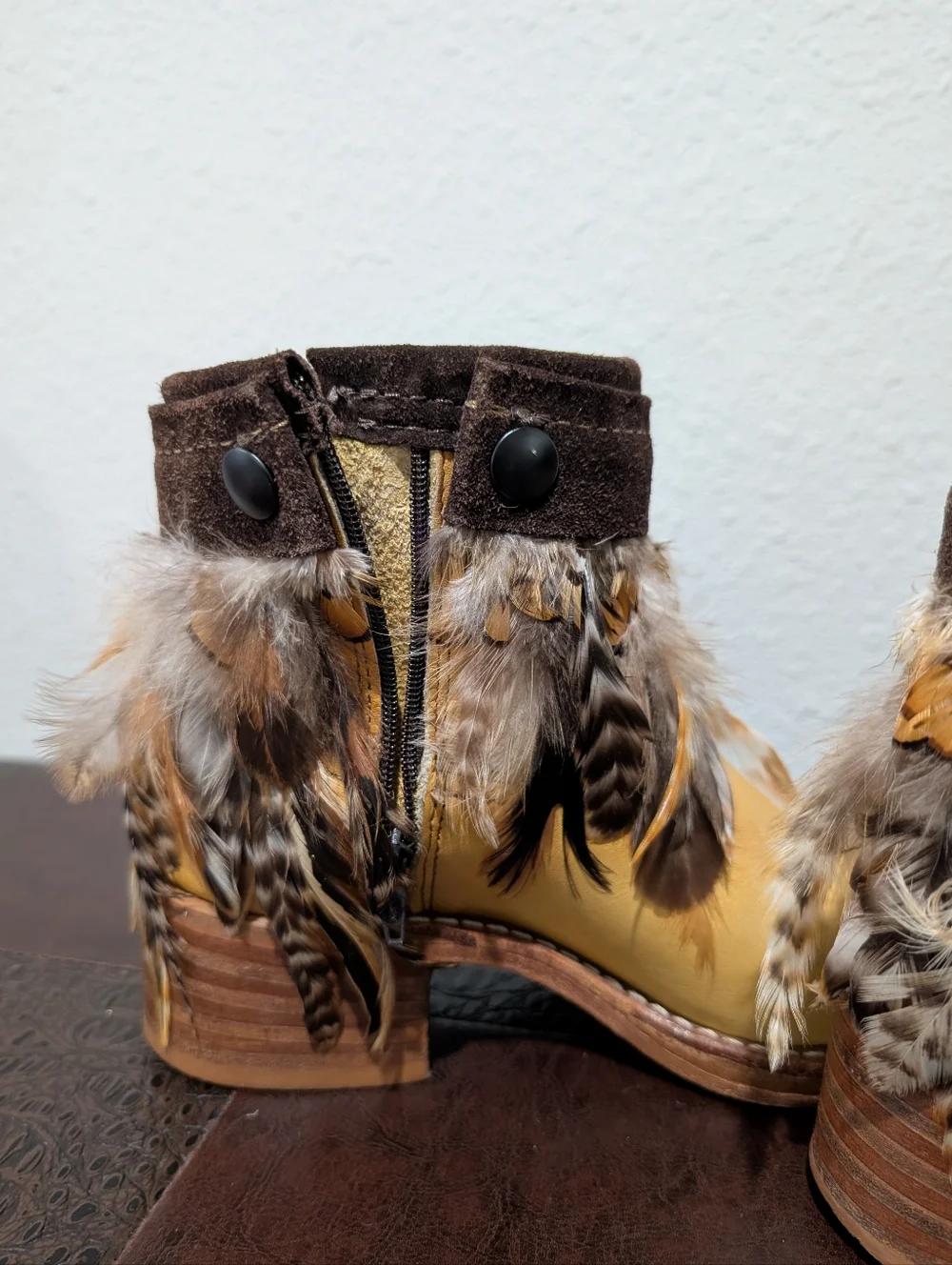 Vintage Frye Campus Banana Short Boots With Custom Feather Trim Size 6